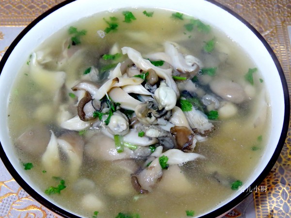 生蚝蘑菇汤