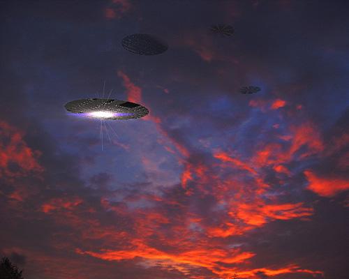 '7大著名的UFO事件：阿波罗执行任务出现不明飞行物'