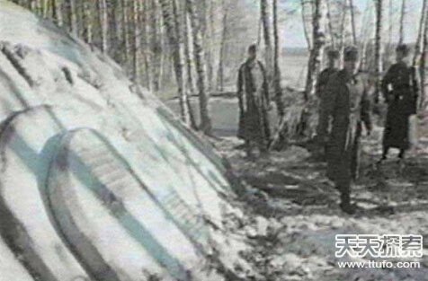 '1996年军方击落UFO！外星人被当场活捉'