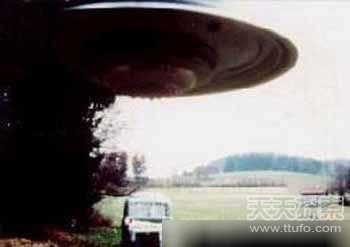 'UFO出现时8种怪现象