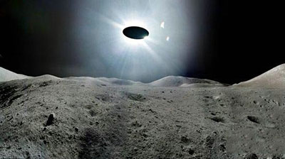 '月球UFO真实基地照片外泄