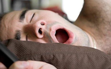 '揭秘睡眠怪异行为：睡眠性行为后果严重/组图