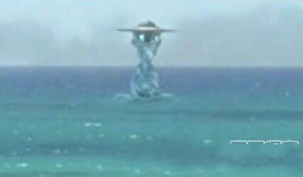 'UFO造访美海军！水下存在外星人基地'