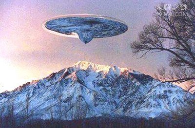 '英军战斗机曾经遭遇UFO