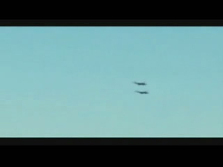 '英国空军出动两架战斗机追赶UFO